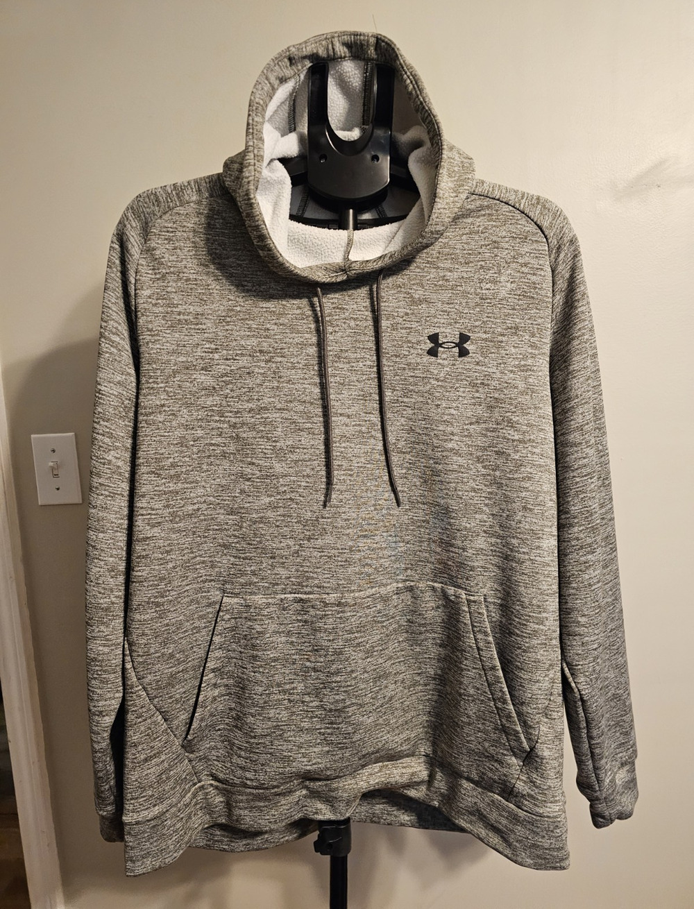 Under Armour Mens Gray & Green Fleece Pullover Hoodie Loose Fit XL SOFT INTERIOR